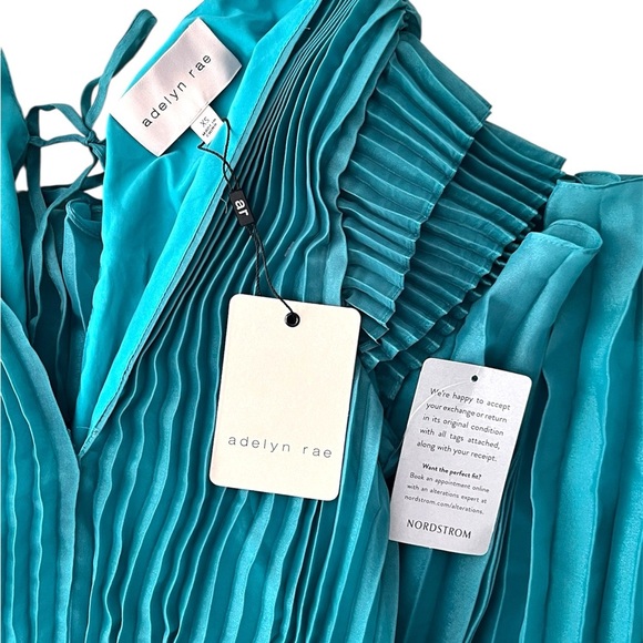 Adelyn Rae Daisy Pleated Tie Back Midi Dress In Teal - Picture 7 of 7
